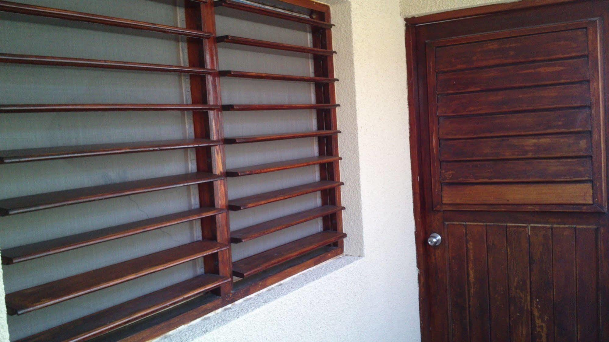 Safari Inn Cozumel Exterior photo